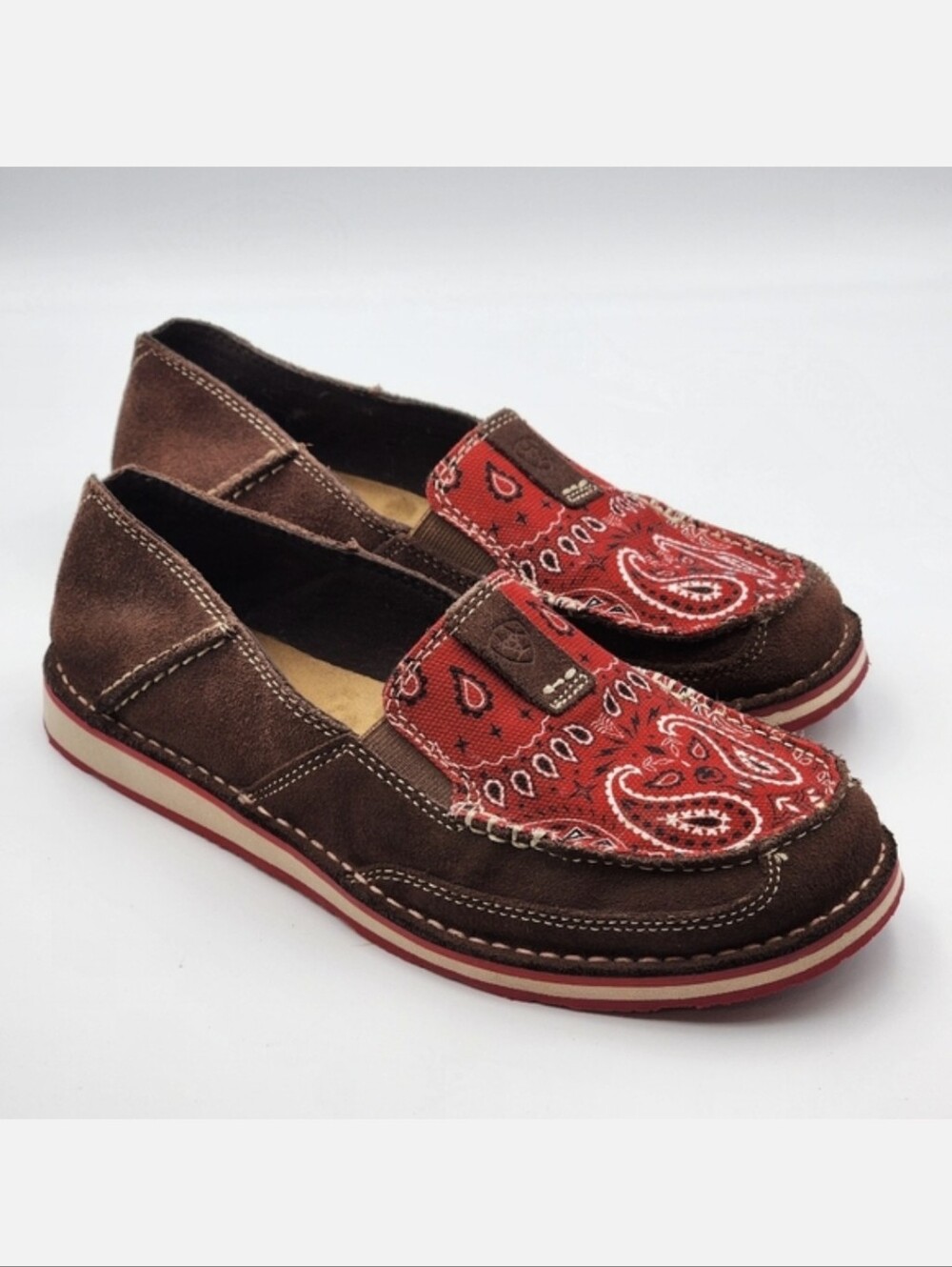 Ariat Red Paisley Bandana Print Comfort Cruisers Womens Size 6B